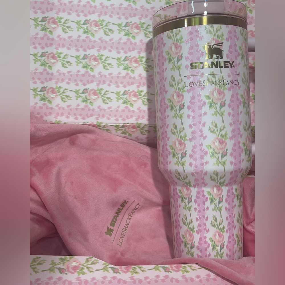 LoveShackFancy x Stanley Pink Tumbler (Blooming Heirloom)